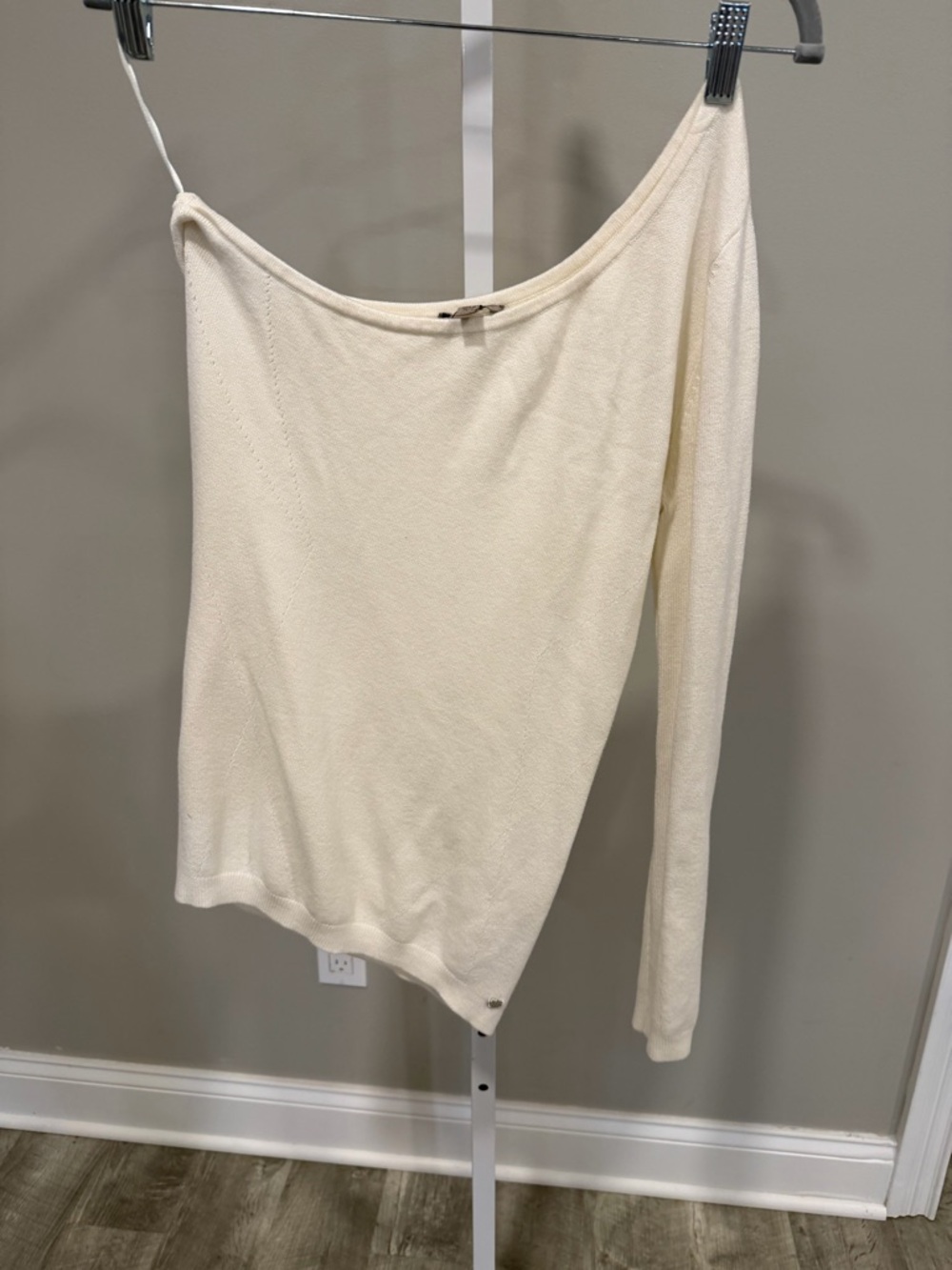 Women's One-Shoulder Cream Knit Top